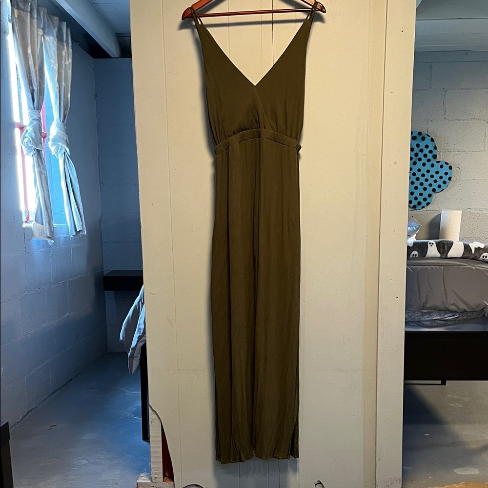 Elegant Lulu’s Olive Green Strappy Backless Maxi Dress Medium